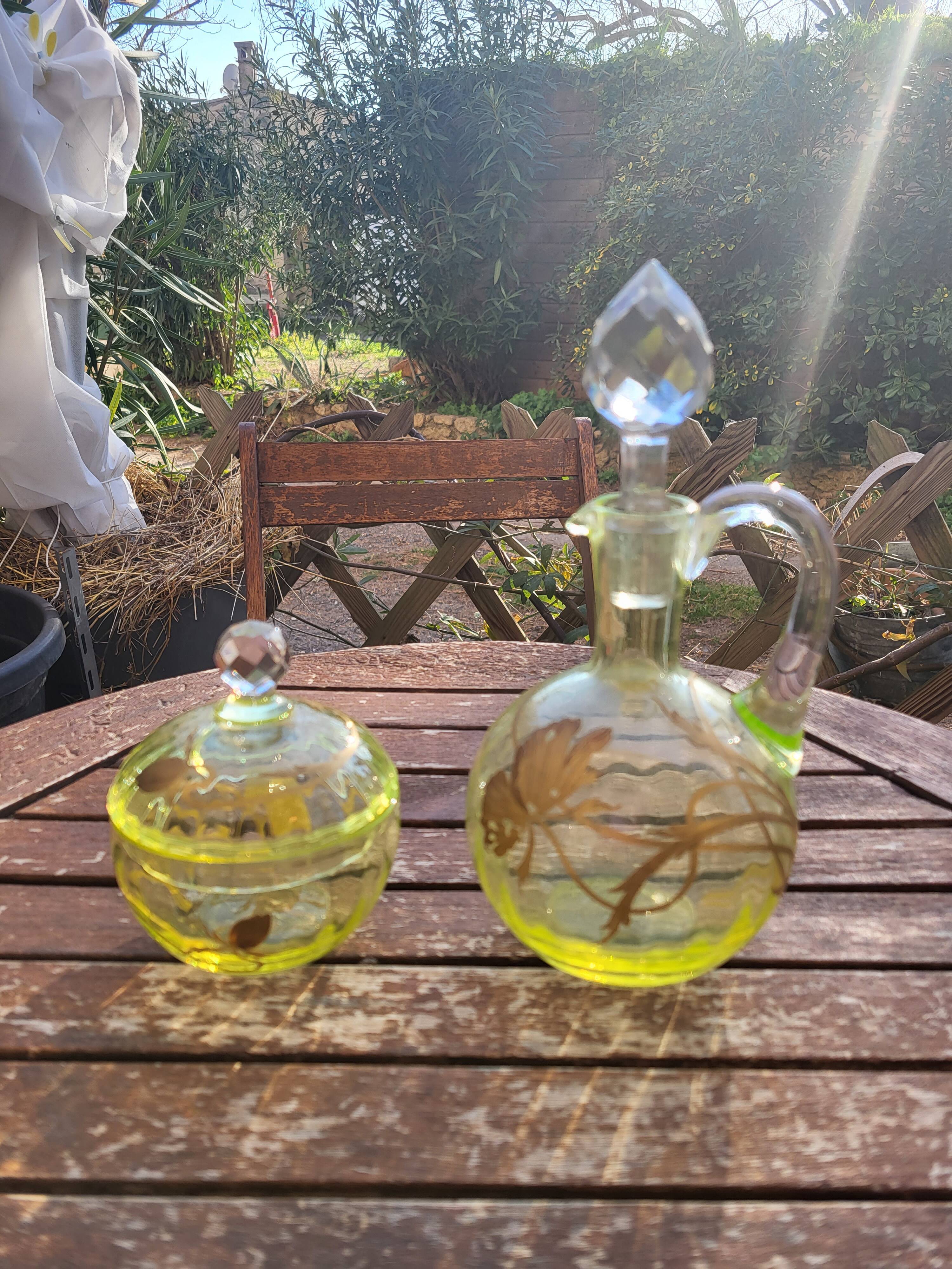 Carafe and sugar bowl in ouraline, Legras/Baccarat