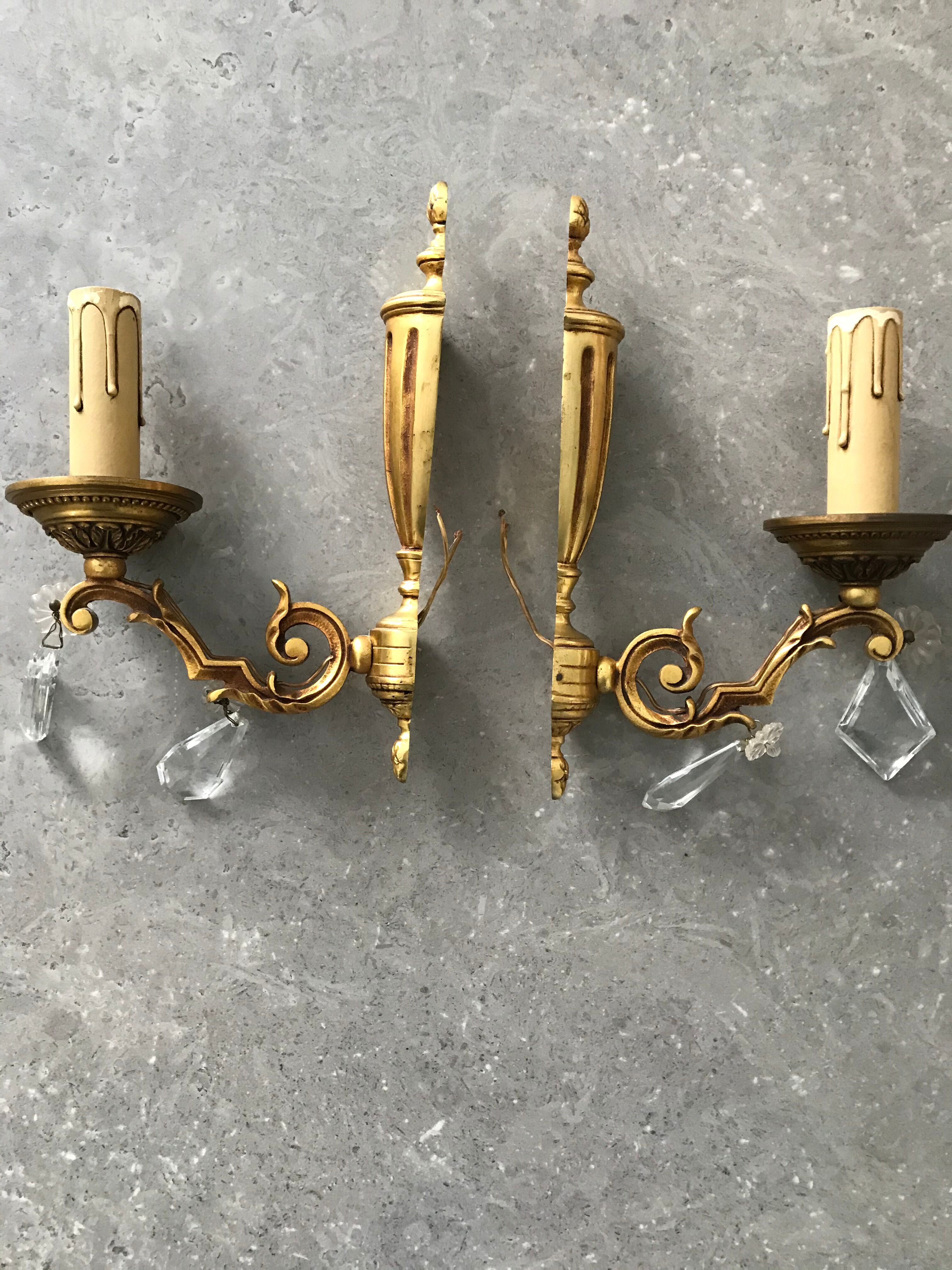 Paire d'applique Louis XVI bronze avec pampilles