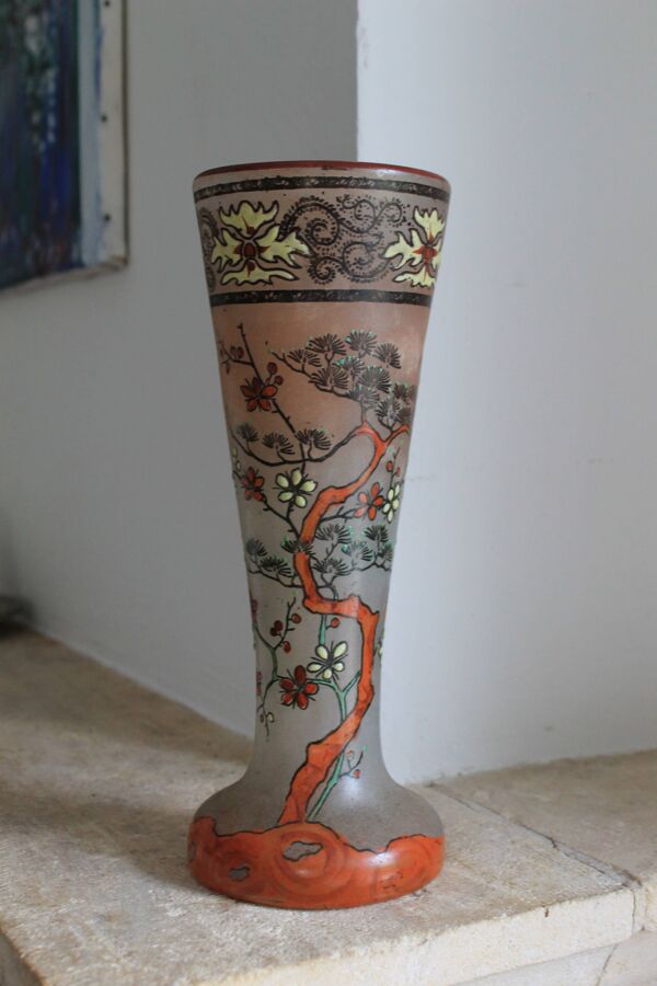Legras vase cornet modèle ''Printemps'' en verre (1900 - 1910)