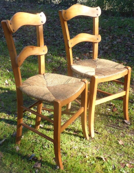 2 Solid wood straw chairs