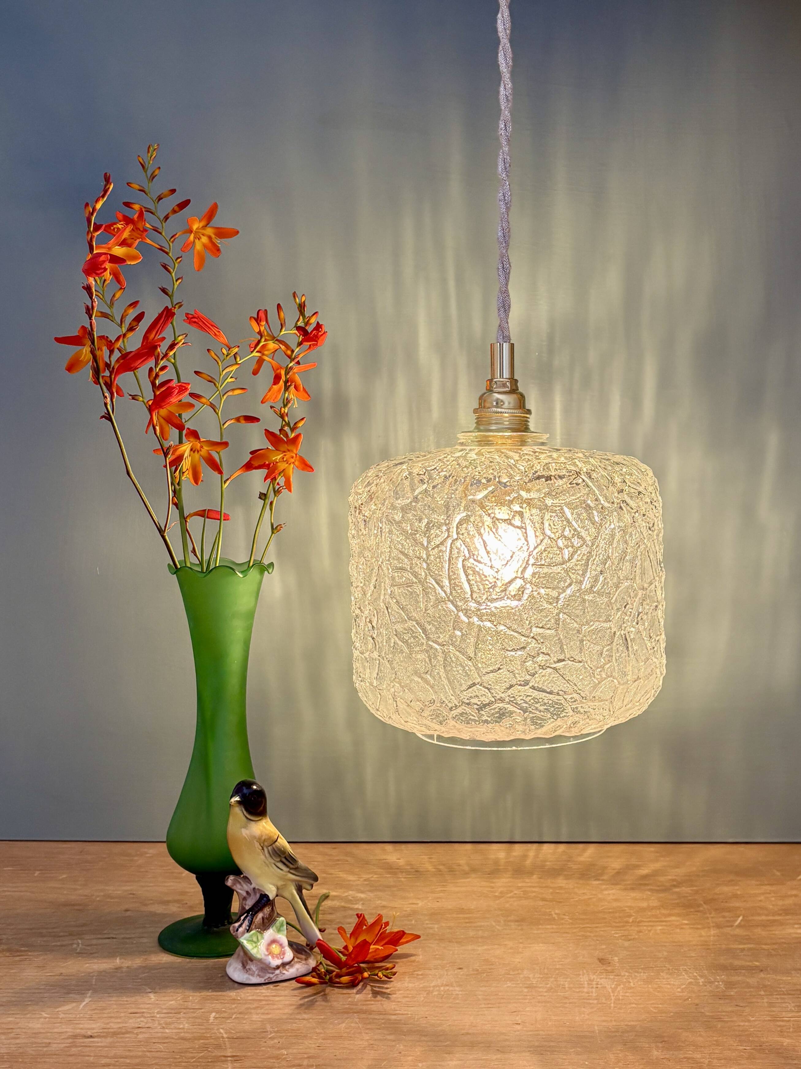 Suspension globe vintage en verre transparent