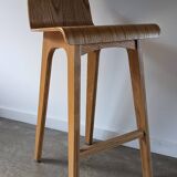 Lot 5 kitchen island stools