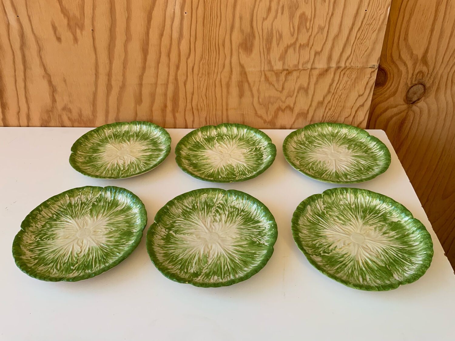 Assiettes en barbotine