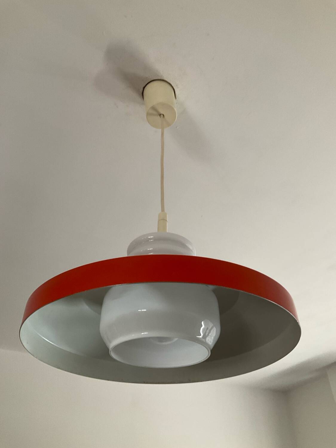 Scandinavian suspension from the 60s-70s.