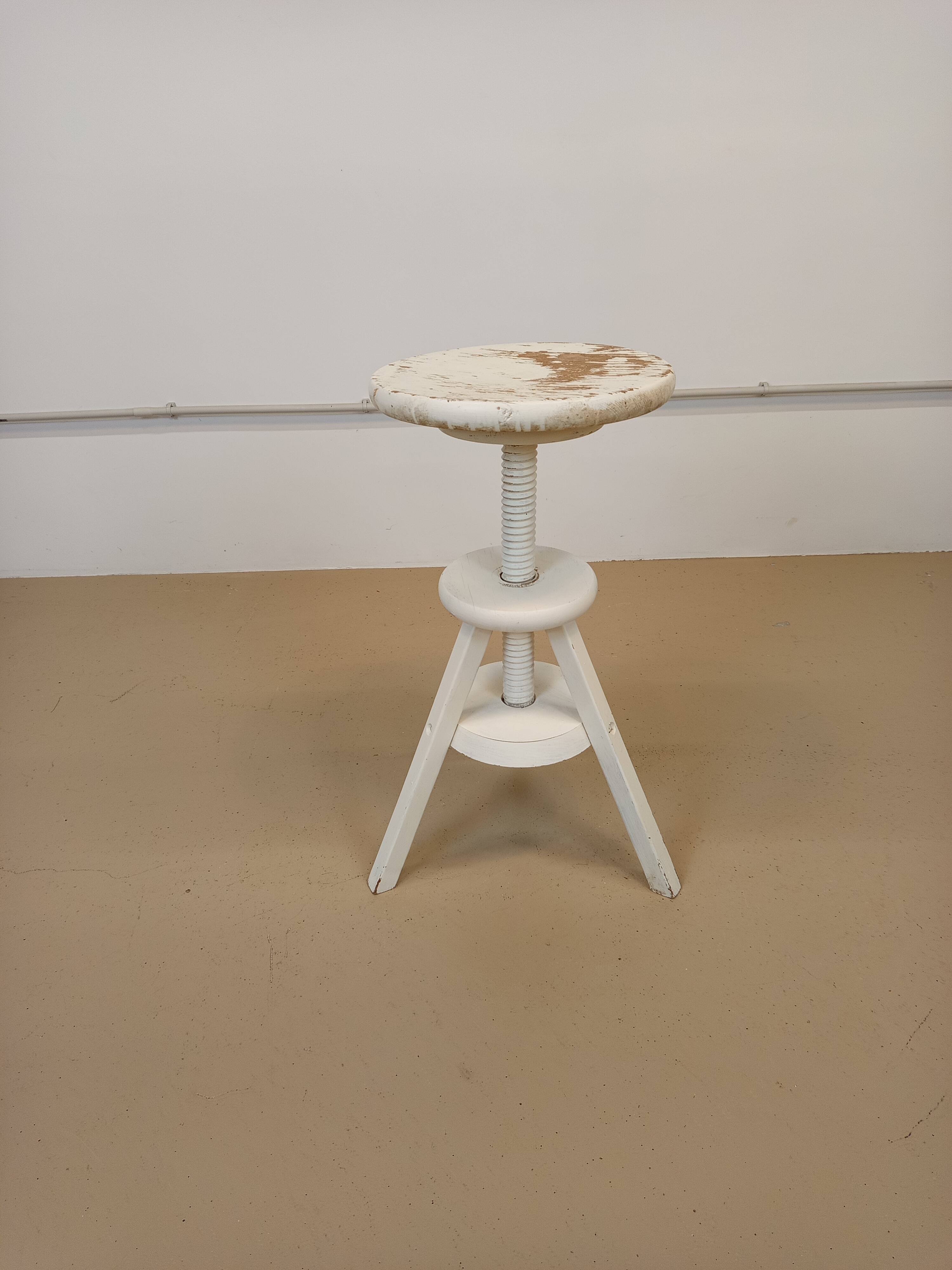 Architect stool