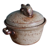 Earthenware casserole dish from Puisaye, signed Jean-Pierre Prud’homme