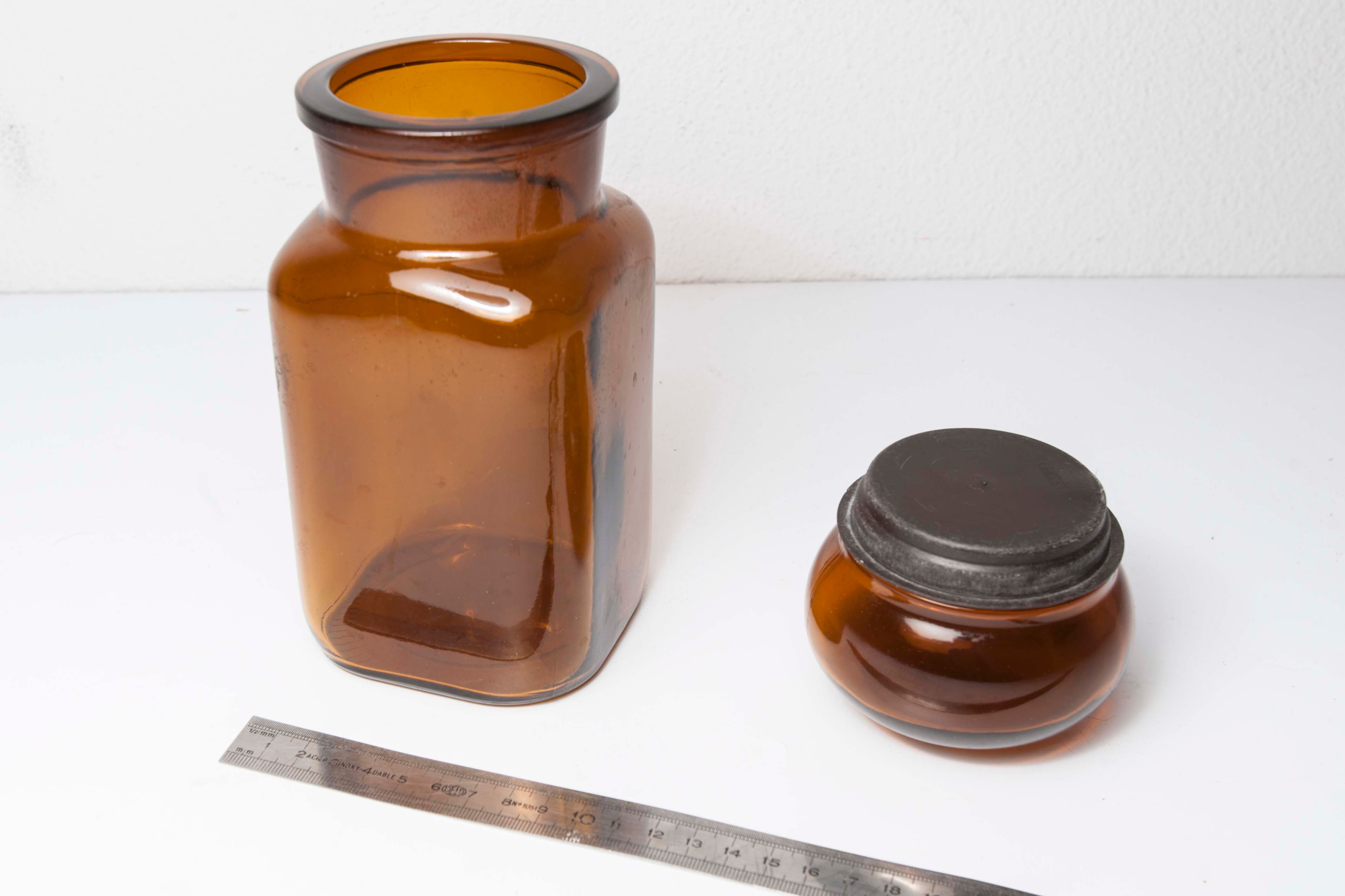 Pharmacy in smoked glass pot