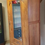 Wardrobe in solid oak