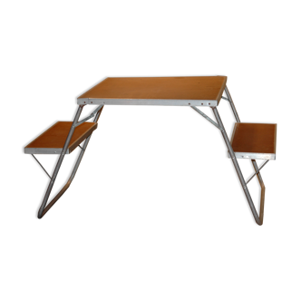 Fold-out table and chairs kit adult