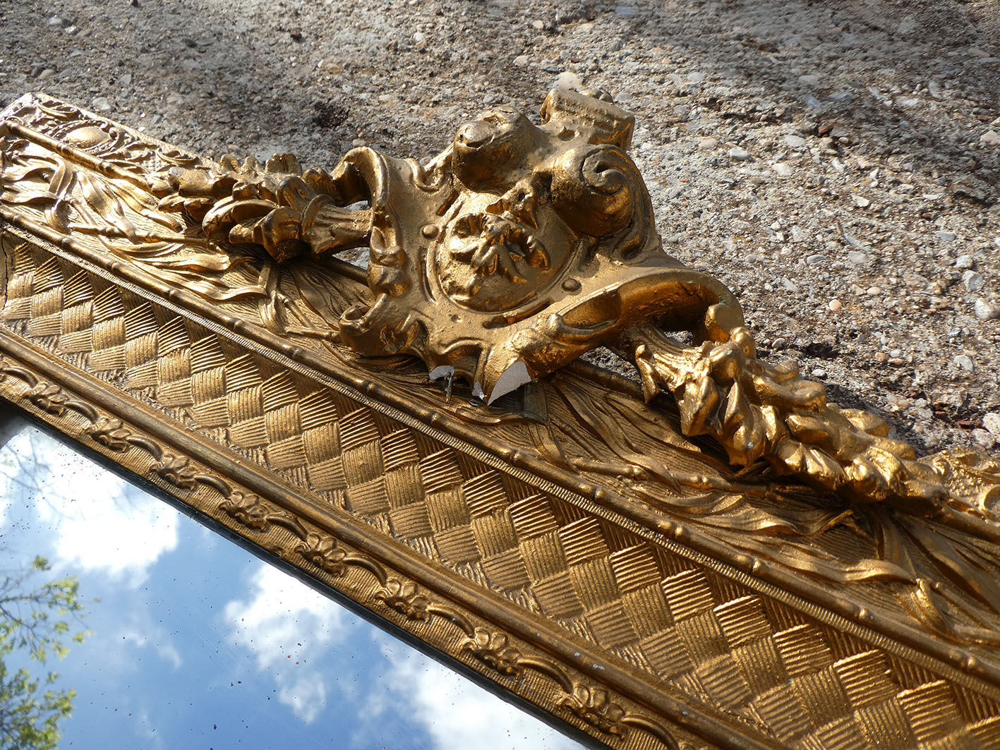 Old stucco and gilded wood mirror 50x65cm
