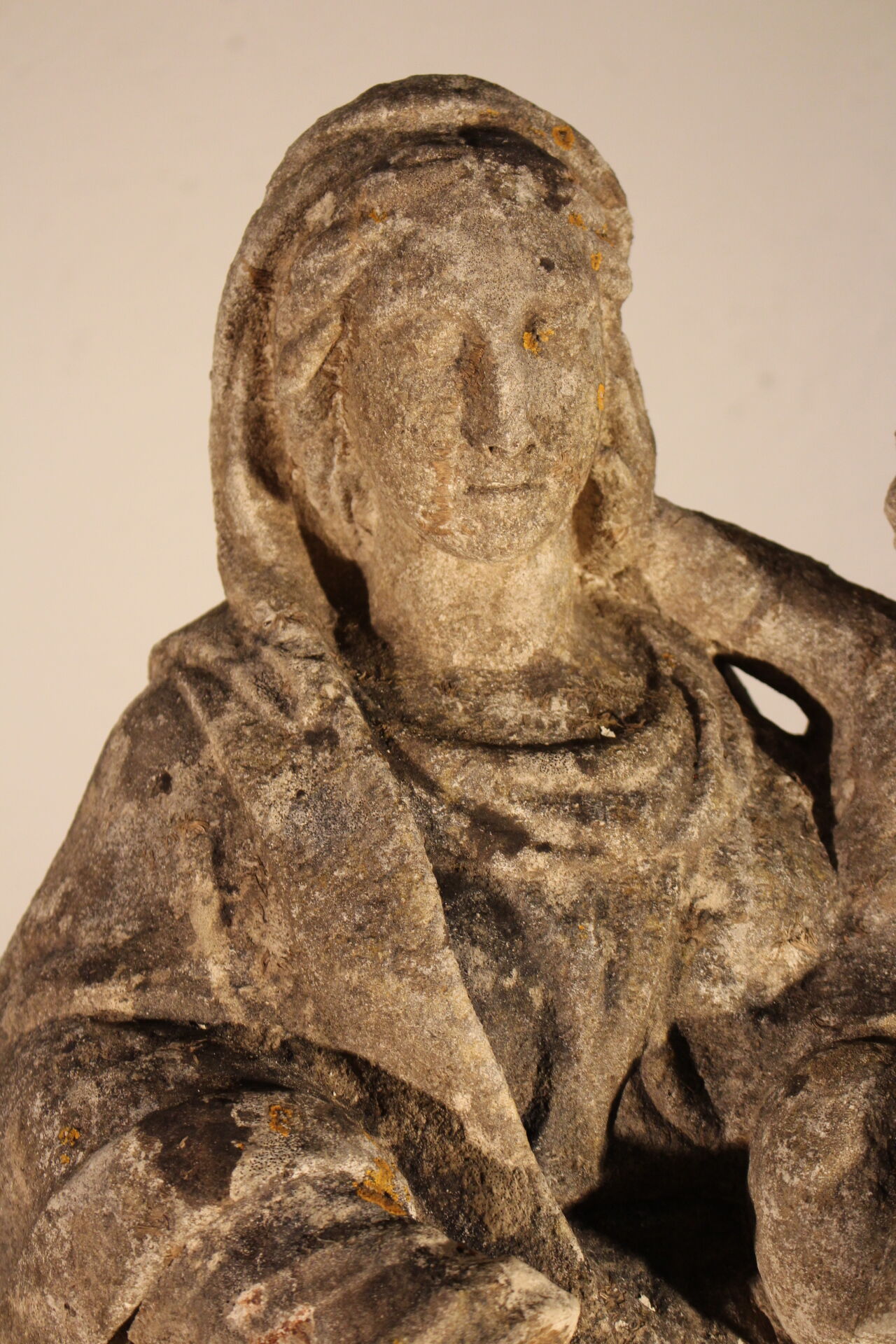 Virgin and child in stone 18th century