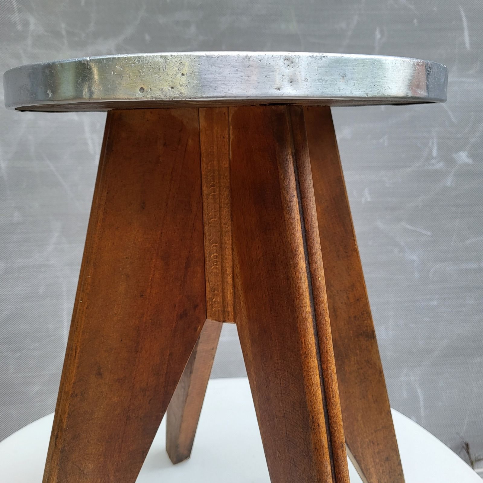 Vintage pop design stool 1950 • granny green leather
