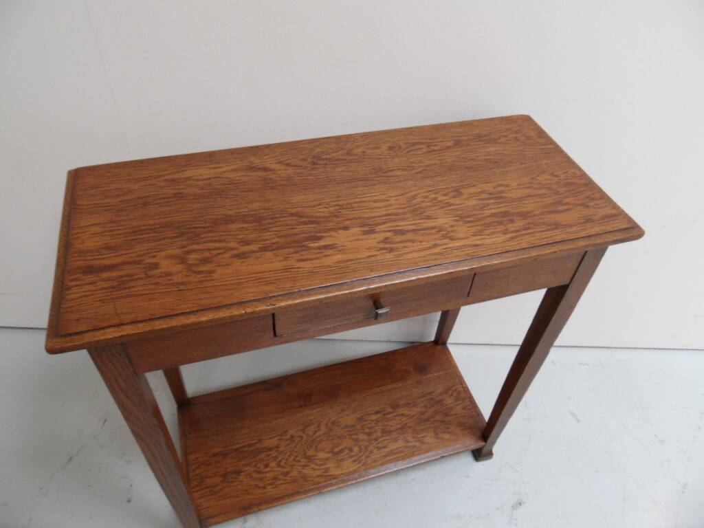 Antique oak sidetable