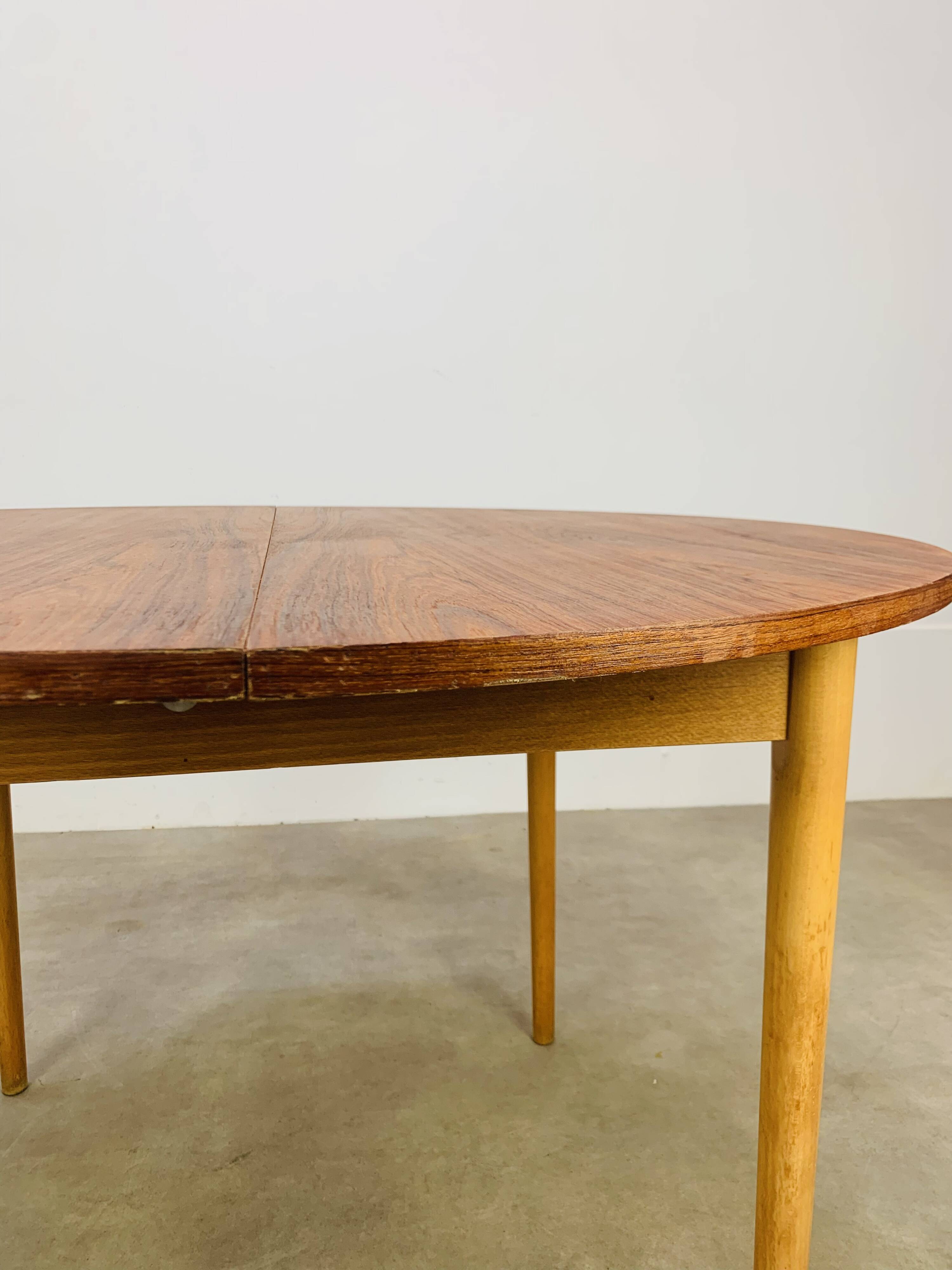 Round extendable Scandinavian table, teak, 1960s
