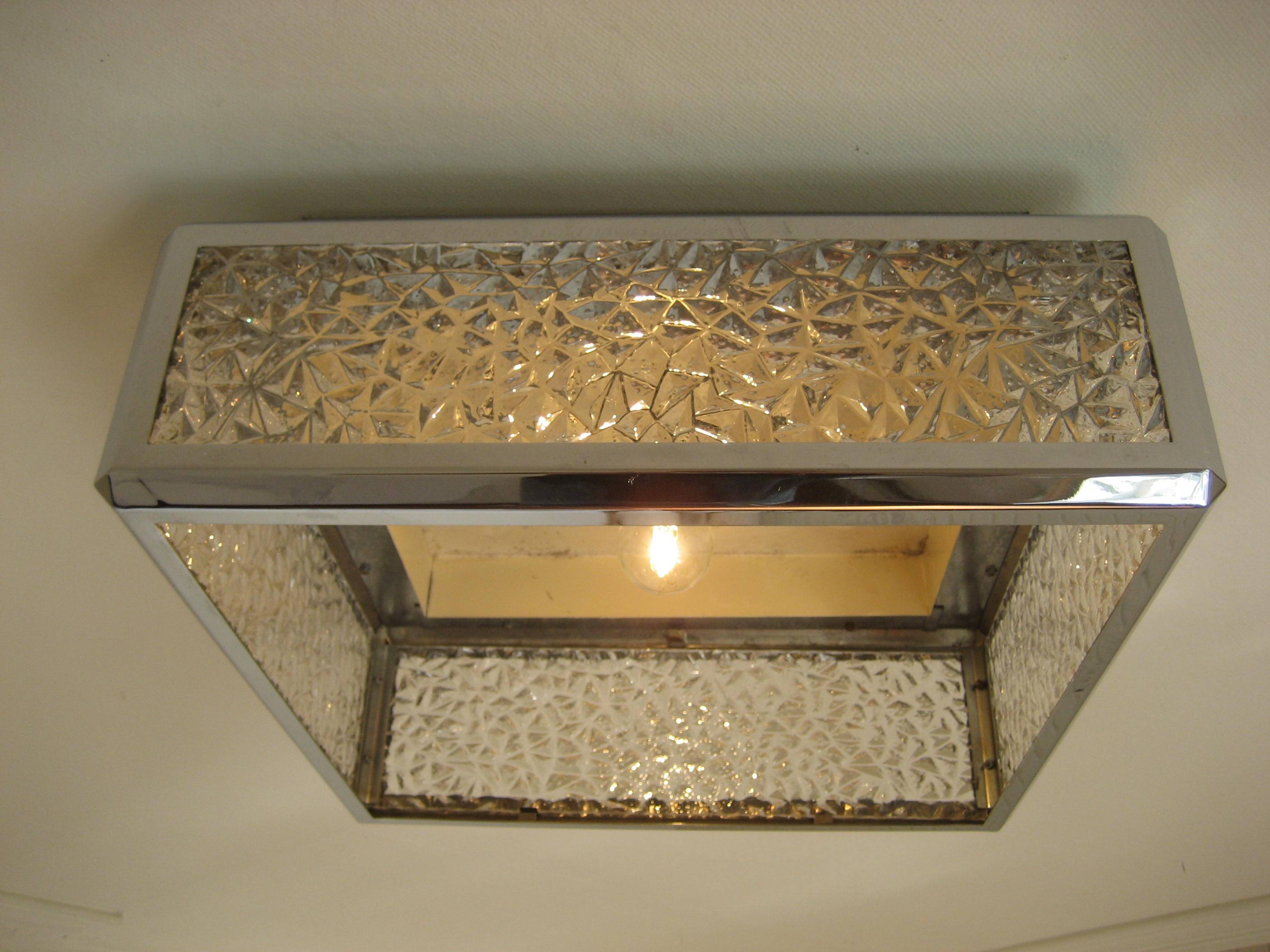 Vintage ceiling lamp with plastic sheets in chomed profiles 46x46 cm