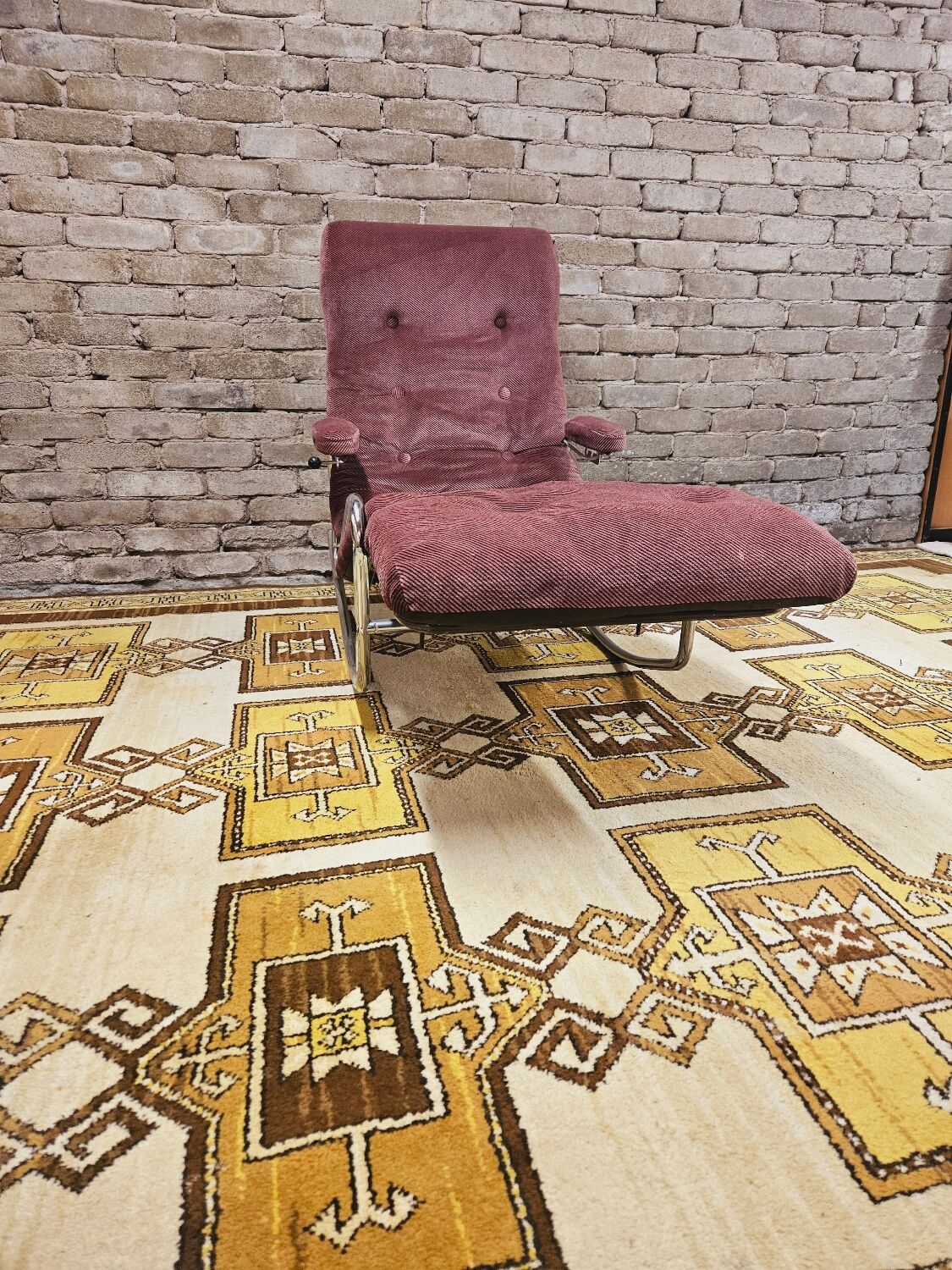 Lounge chair Lama 1970 vintage