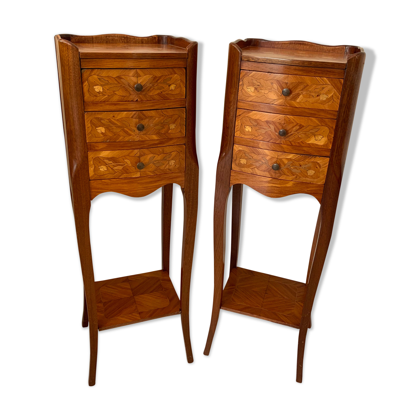Pair of small tales of bedside wood marquetairie