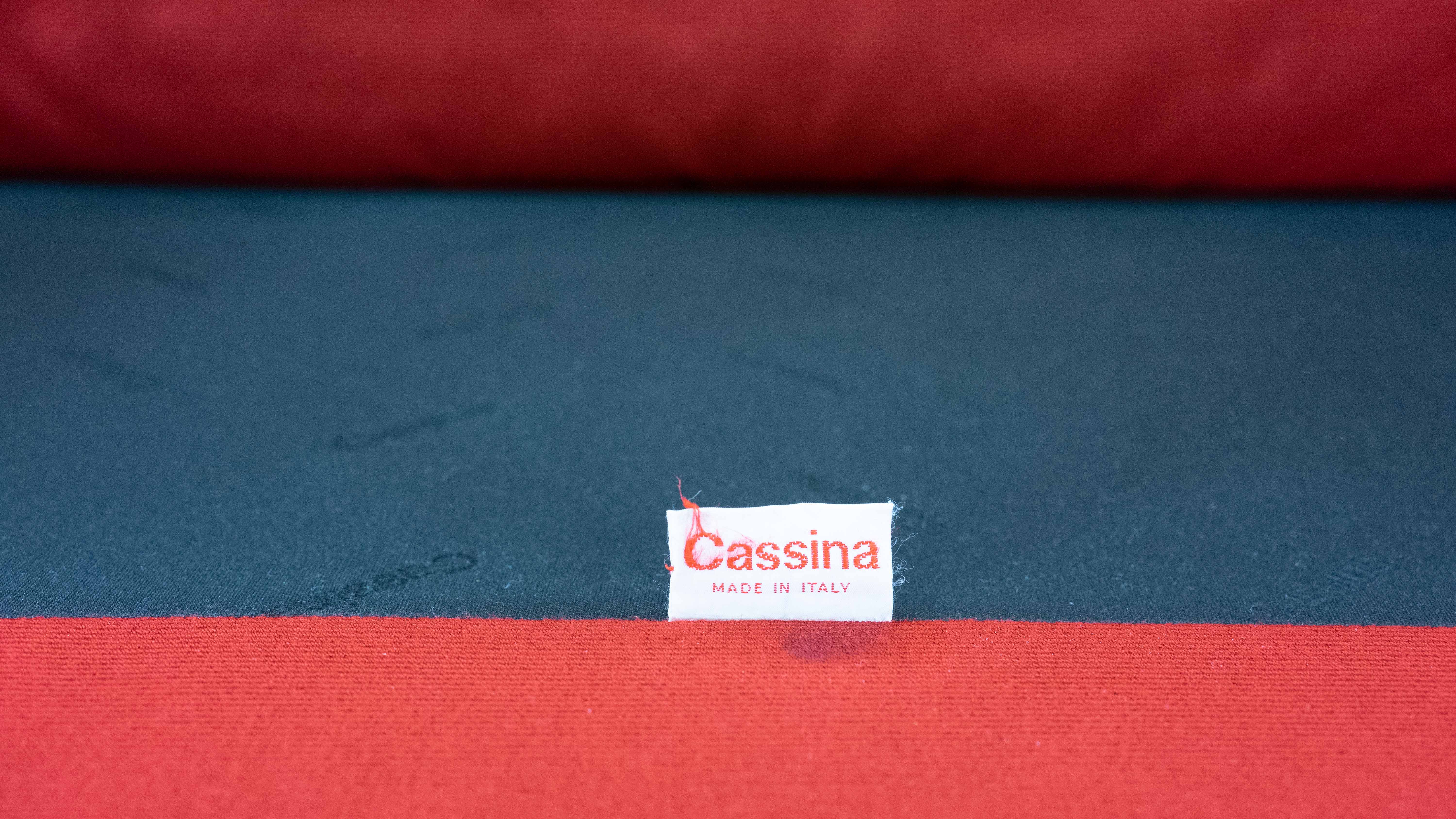 Maralunga 3-seater Sofa red by Vico Magistretti for Cassina, Italy