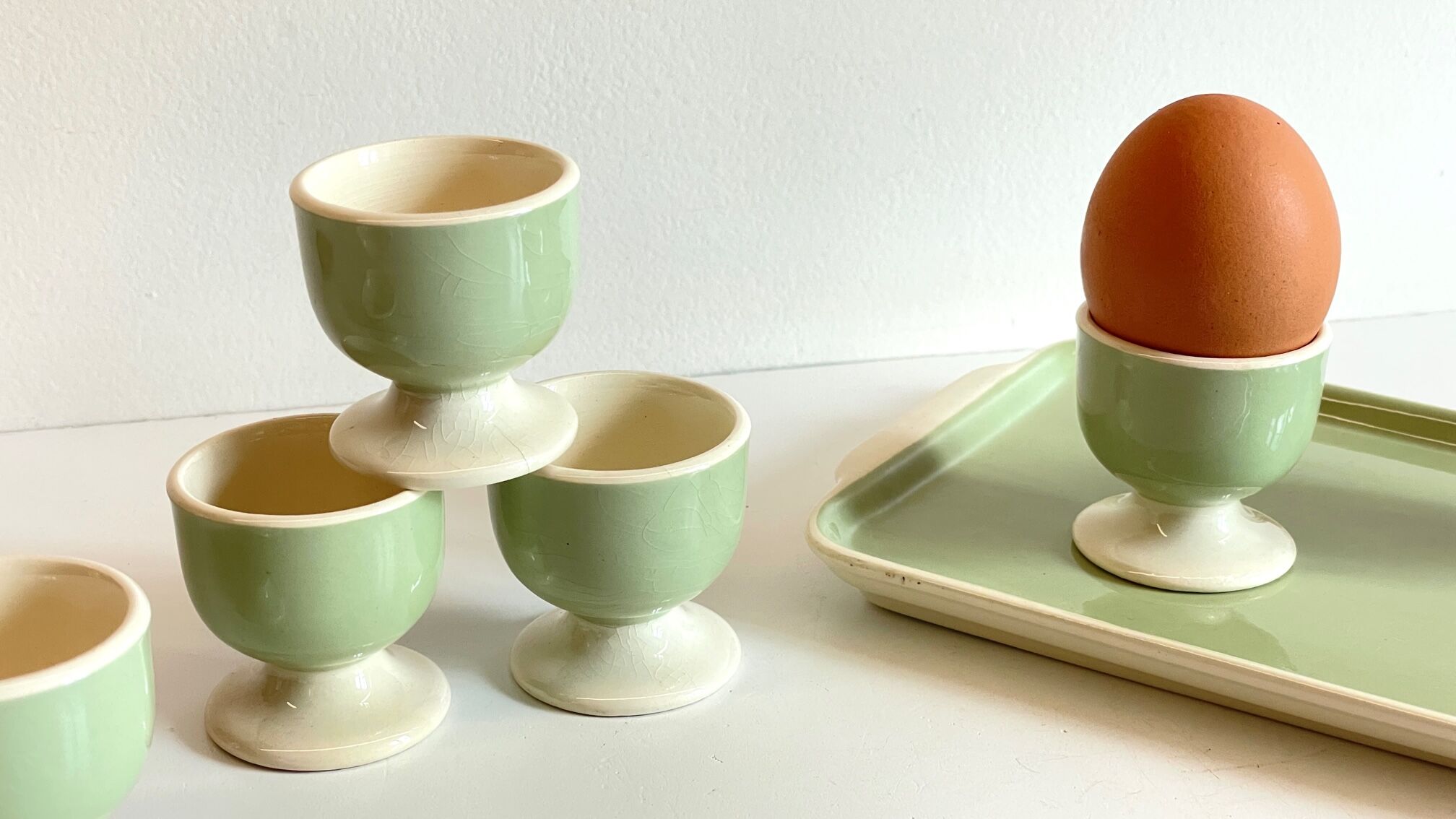 6 coquetiers sur plateau céramique par villeroy & boch