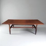 Table basse vintage en palissandre – style scandinave années 60