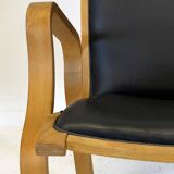 Pair of lounge chairs