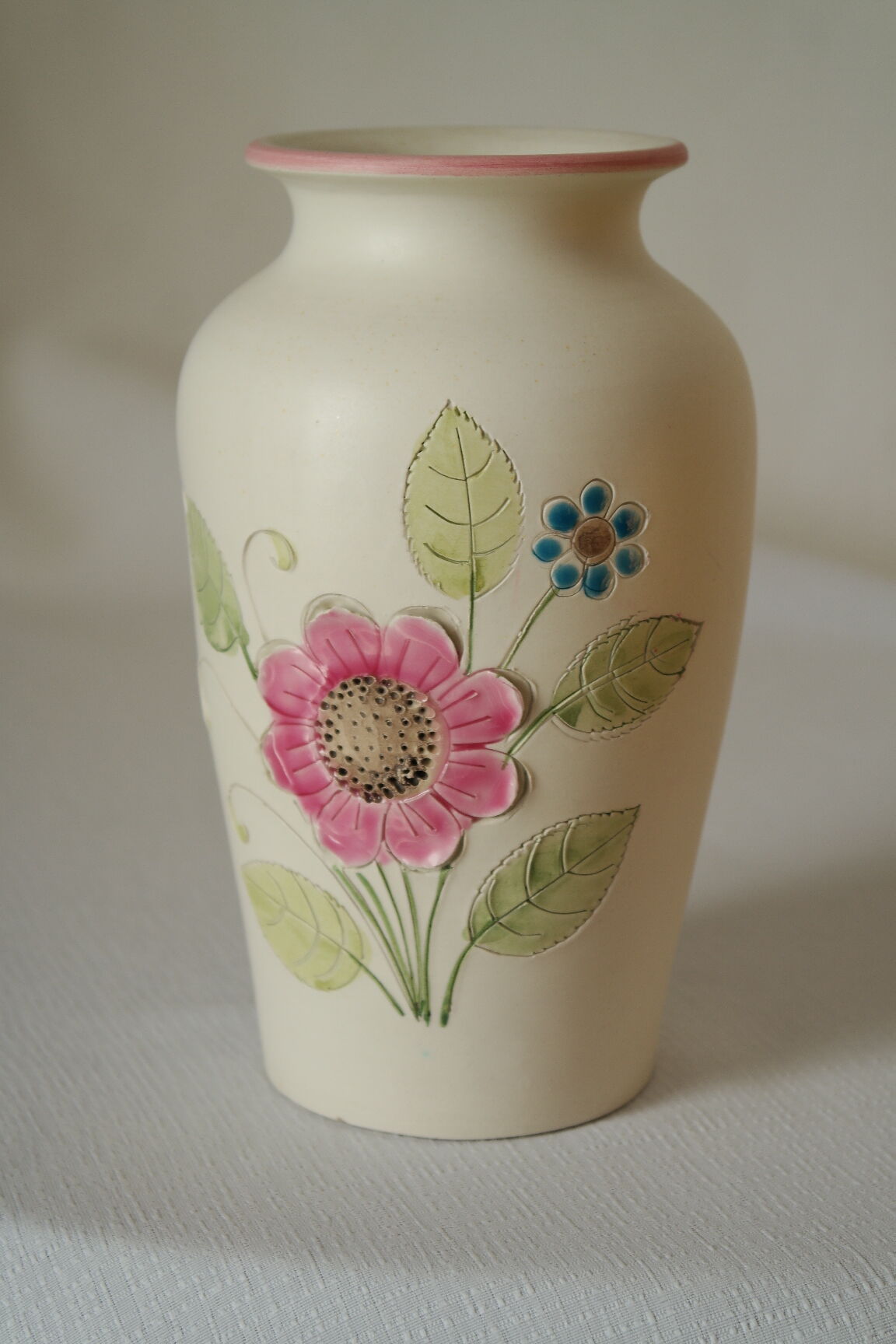 Vintage ceramic flower vase Italy Cadorev
