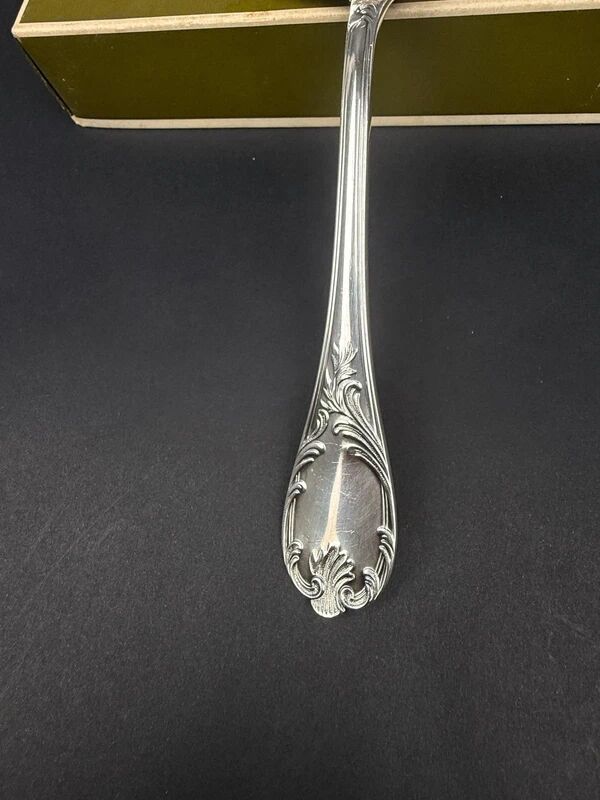 Christofle, Marly model, sauce spoon for lean and fatty sauces.