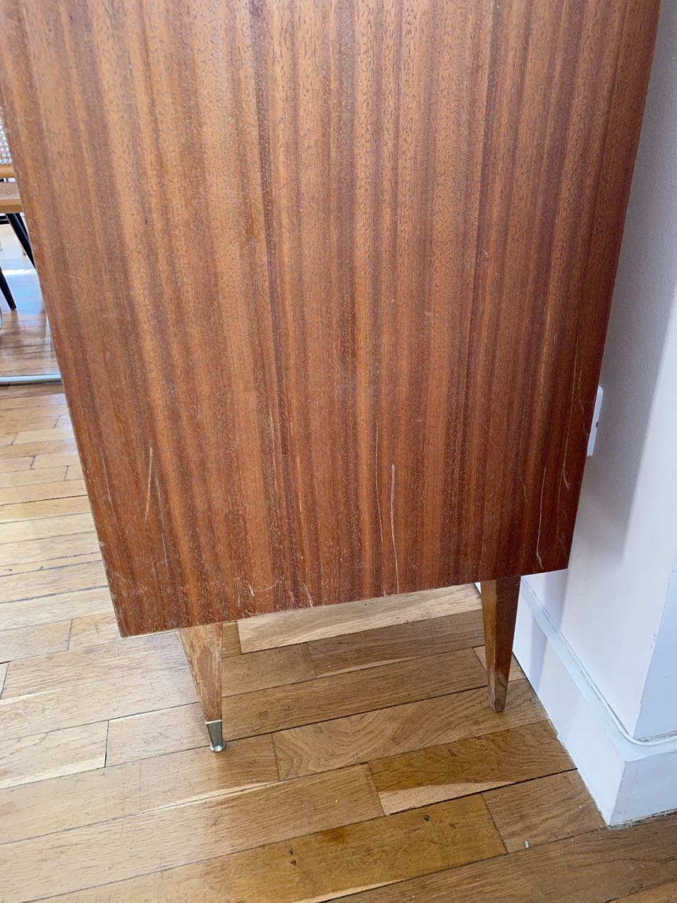 Green and wood secretary