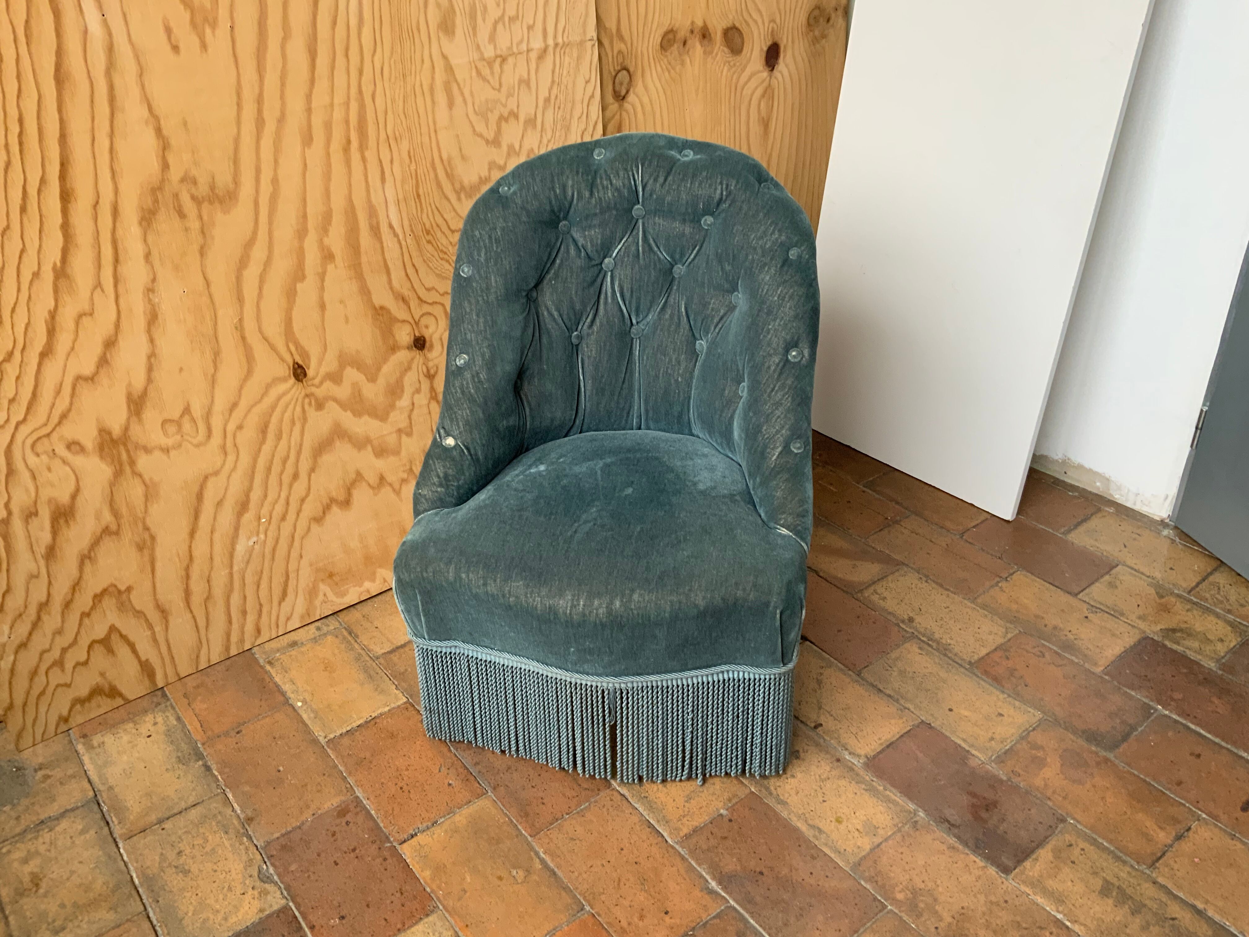 Toad armchair