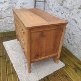 Old chest of drawers