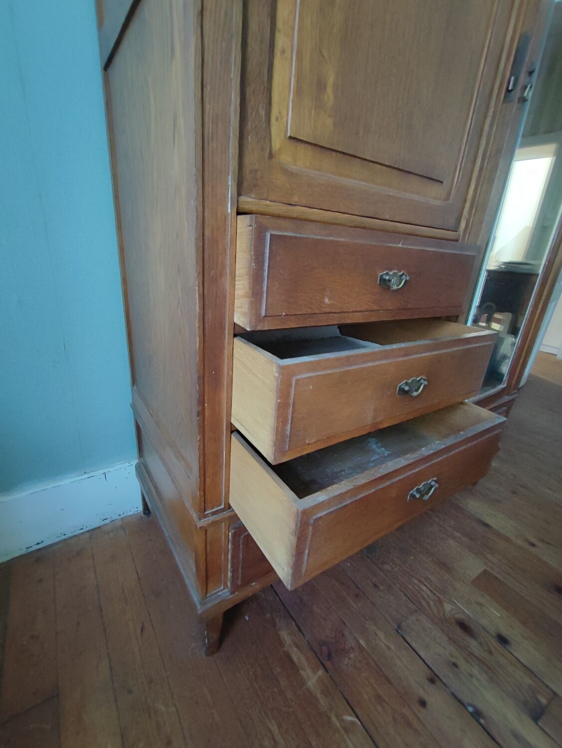 Vintage wardrobe with ice linen and wardrobe
