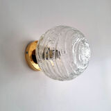 Globe wall lamp *O37