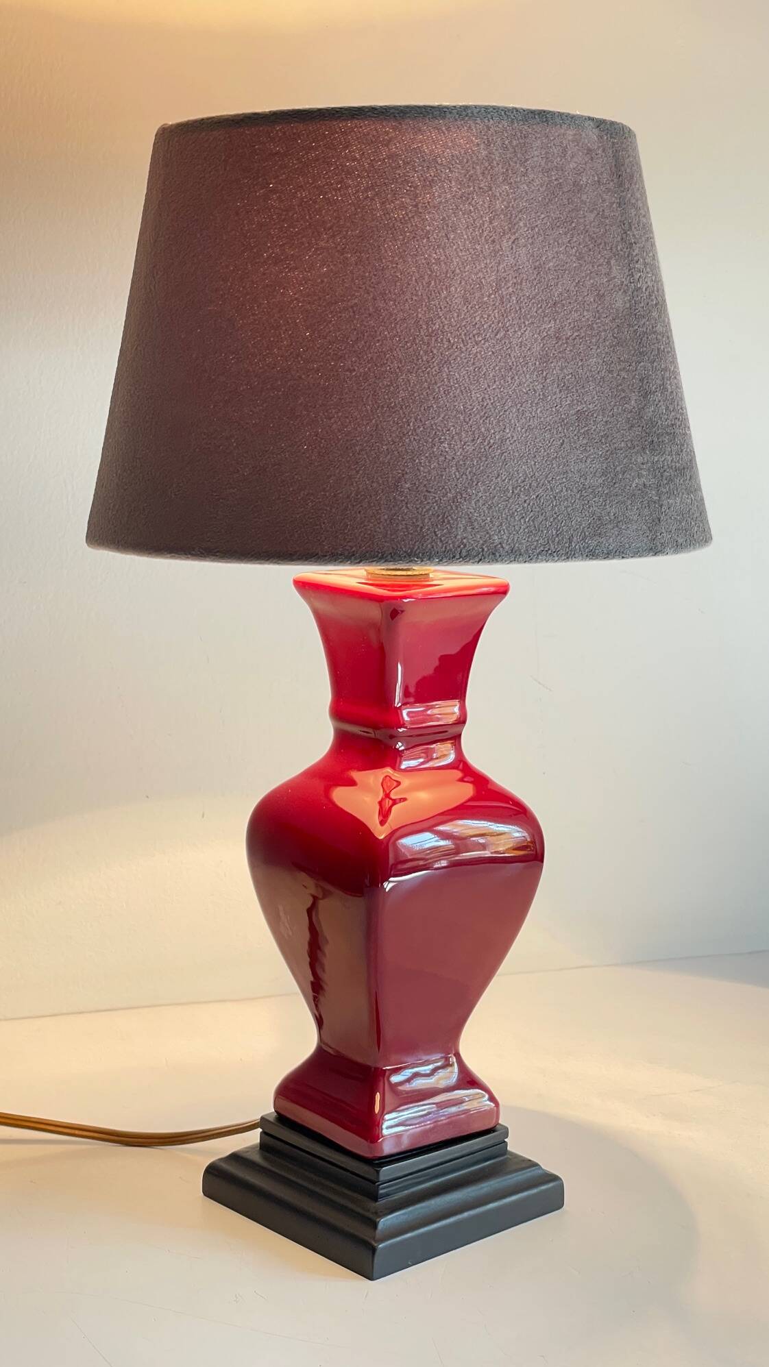 Ceramic lamp and vintage velvet