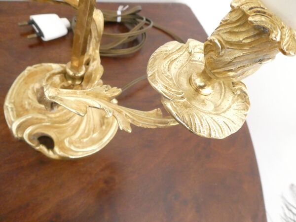 Lampe bouillotte style Louis XV Rocaille en bronze doré 2 bras de lumière