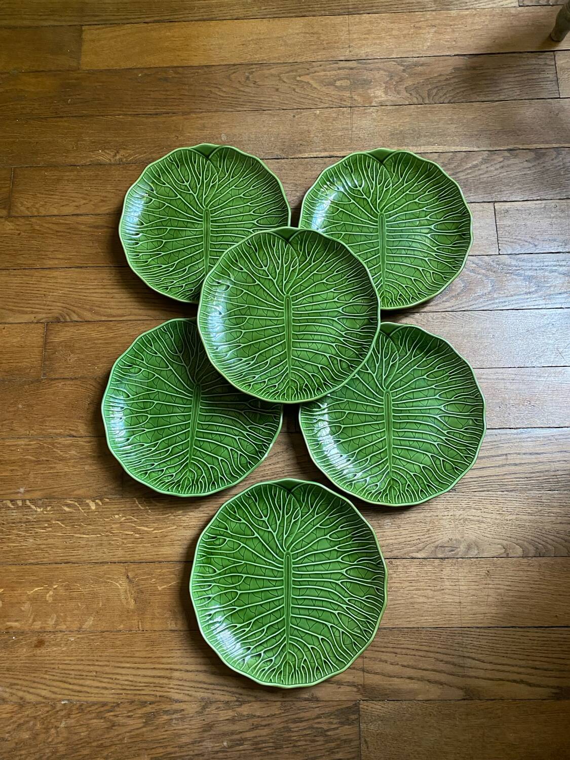 Vintage Gien cabbage plates