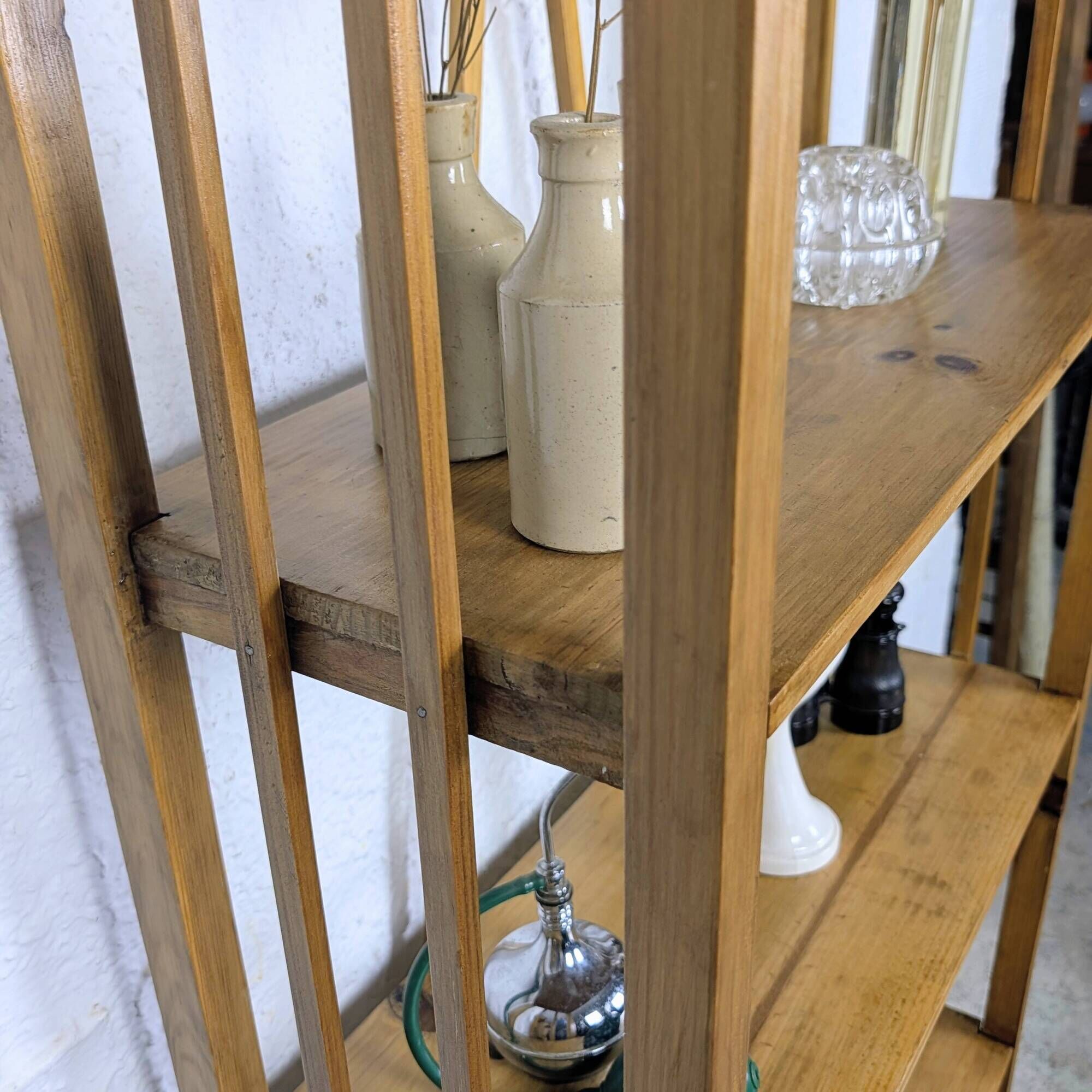 Étagère vintage en bois à 5 niveaux