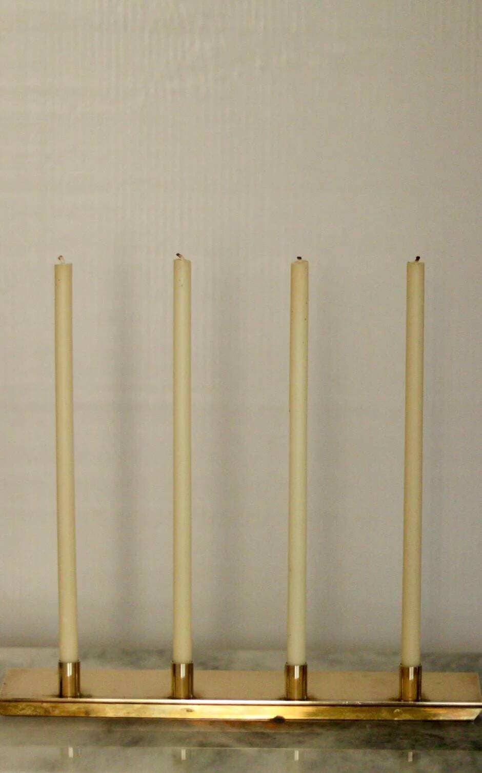 Candelabre en laiton suédois du milieu du siècle par Pierre Forsell pour Skultuna