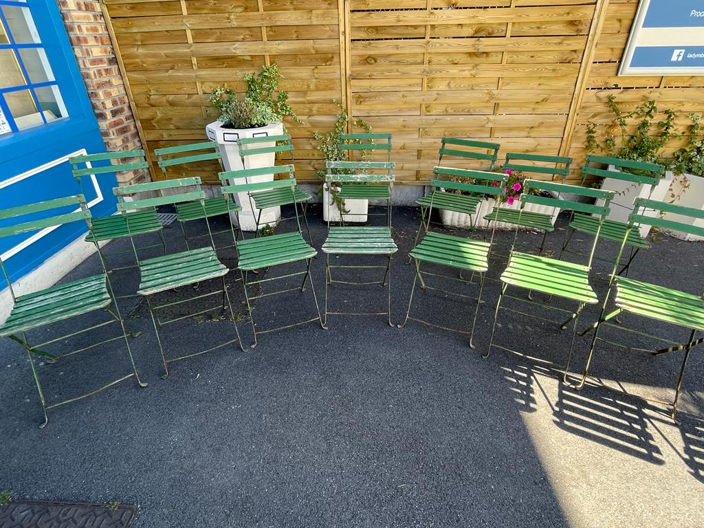 14 folding garden chairs