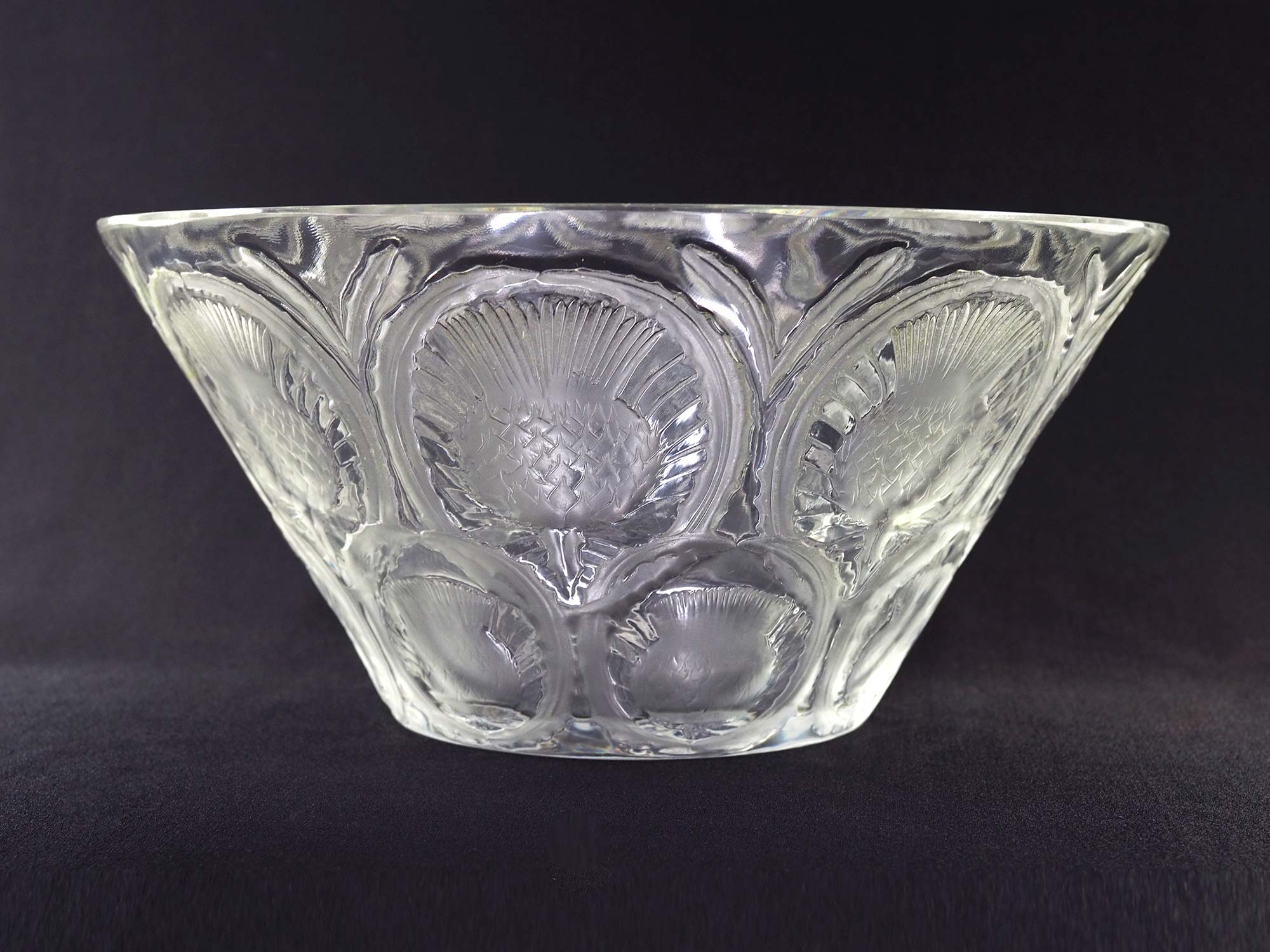 Coupe Lalique Crystal Cut decoration Thistles Master Piece-Circa 1960s