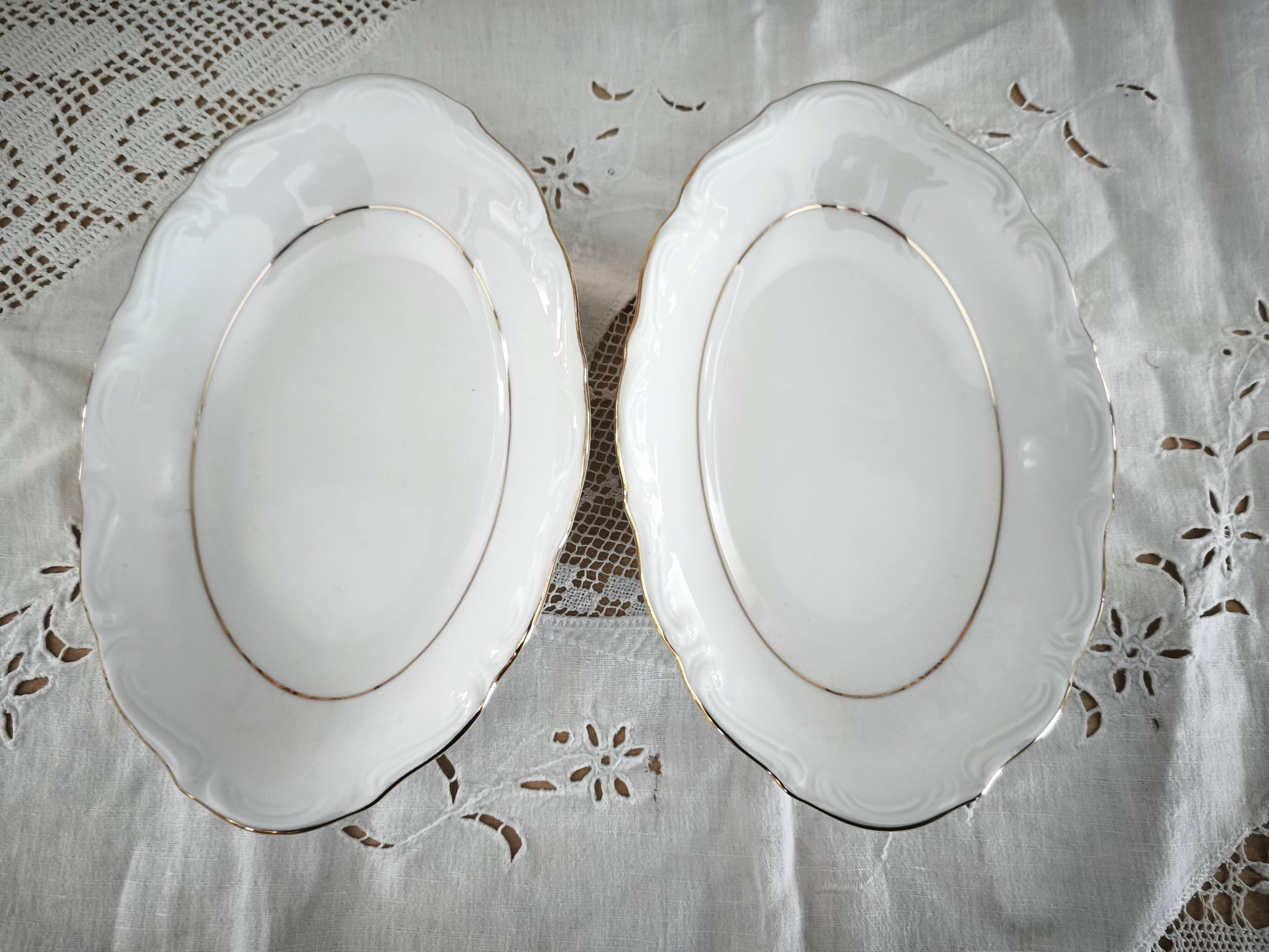 2 porcelain dishes Manufacture double gold line hand-painted