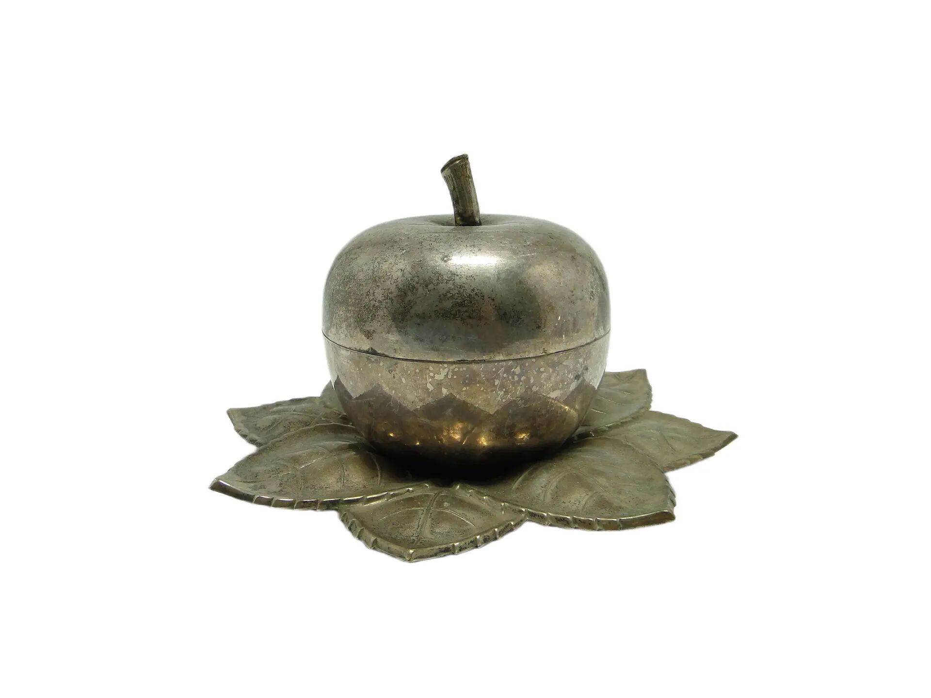 Sucrier Art Déco, en laiton argenté, Hongrie, années 1950.