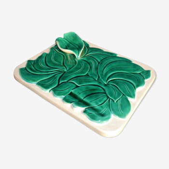 White and green ceramic top foliage decoration