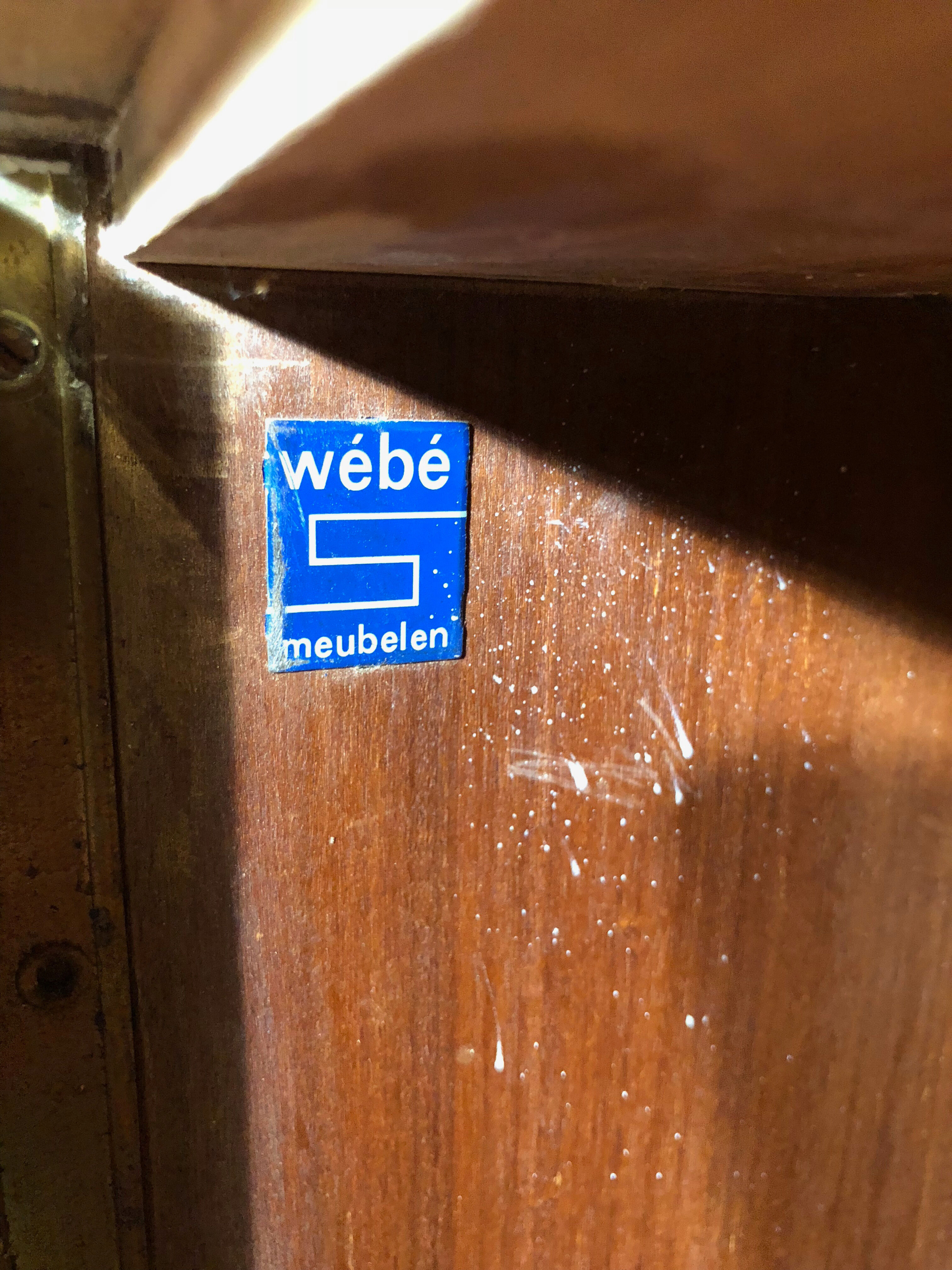 Louis Van Teeffelen writind desk of Webe 60s