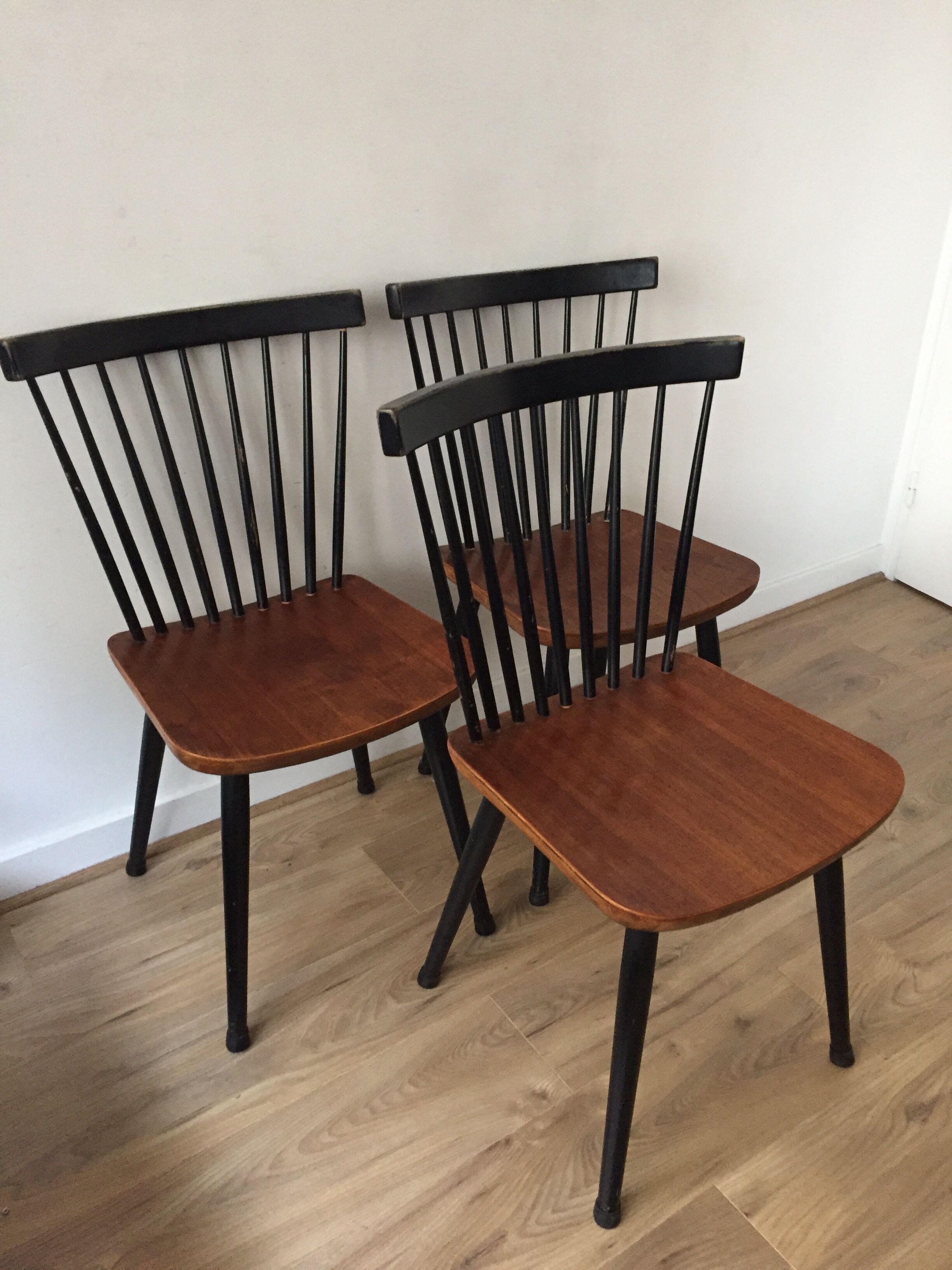 Series of three chairs Stol Kamnik