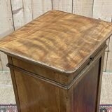 Table de nuit en bois fruitier fin XIXème