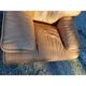 Paire de fauteuils vintage en skaï marron clair