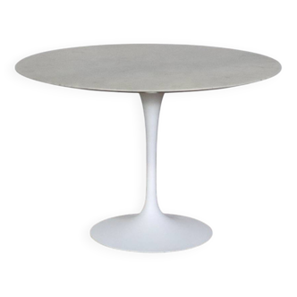 Table à manger ronde vintage en marbre tulipe par Eero Saarinen pour Knoll, années 1970