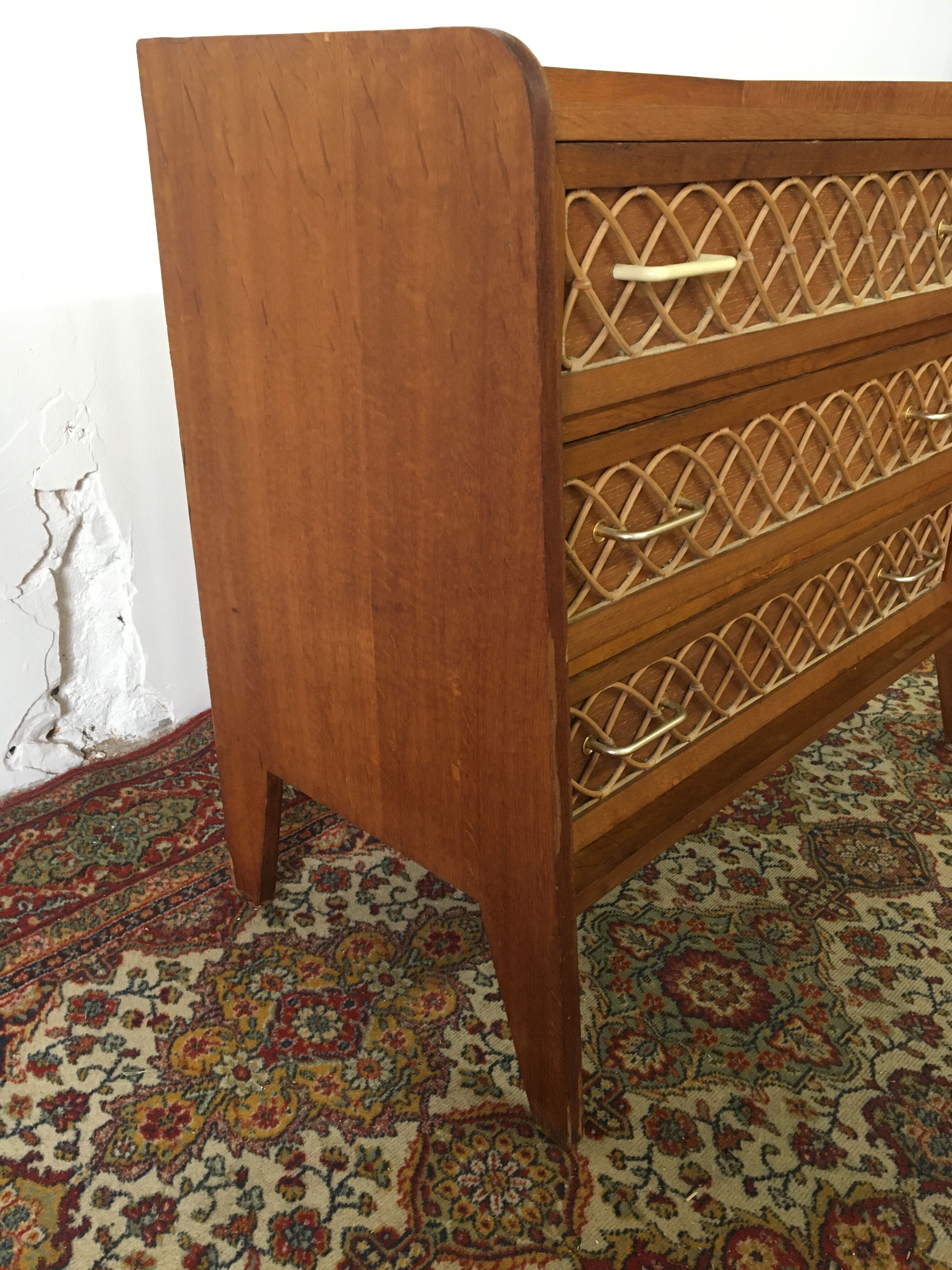 Commode en rotin années 50