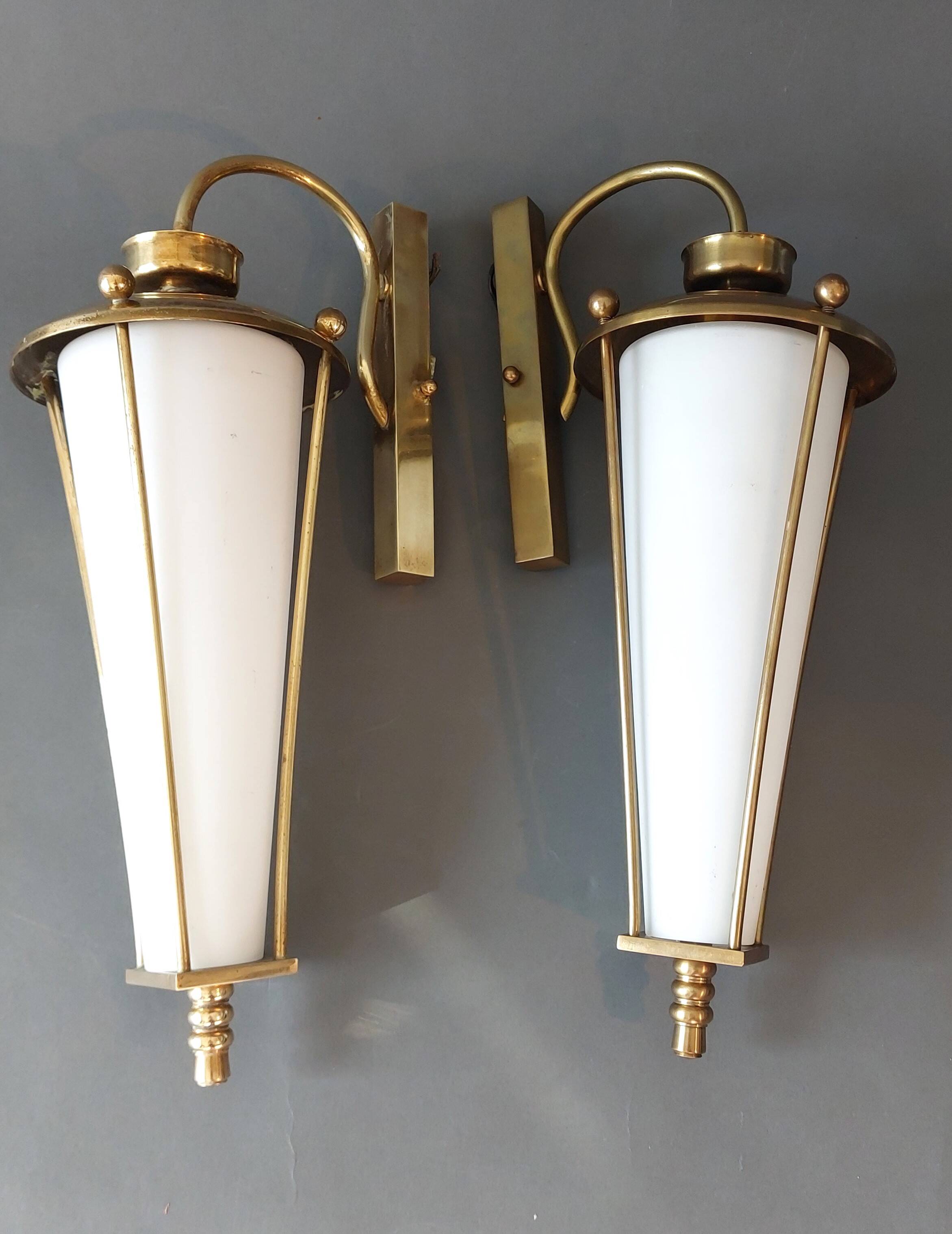 Pair of lantern sconces in gilded brass and opaline 1960.