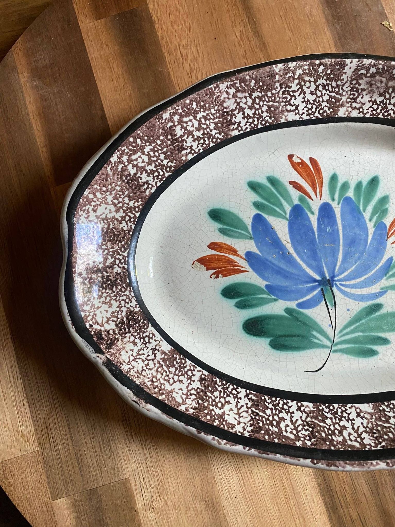 Ceramic plate, antique late 19th - early 20th century, known as "Cul-noir" from Normandy.